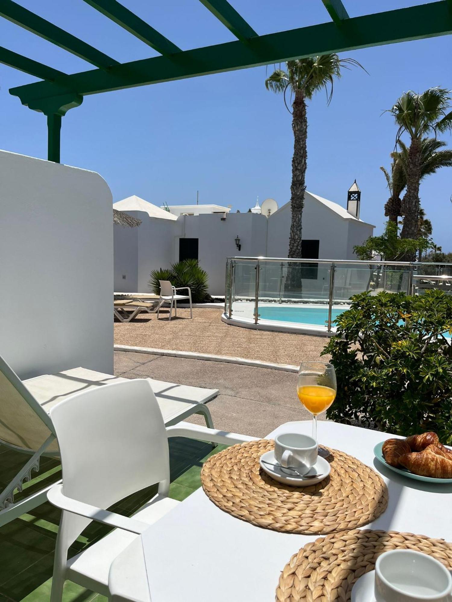 Apartment Retama Tias